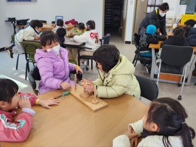 총 50명이 체험 훈련하고 갔어요